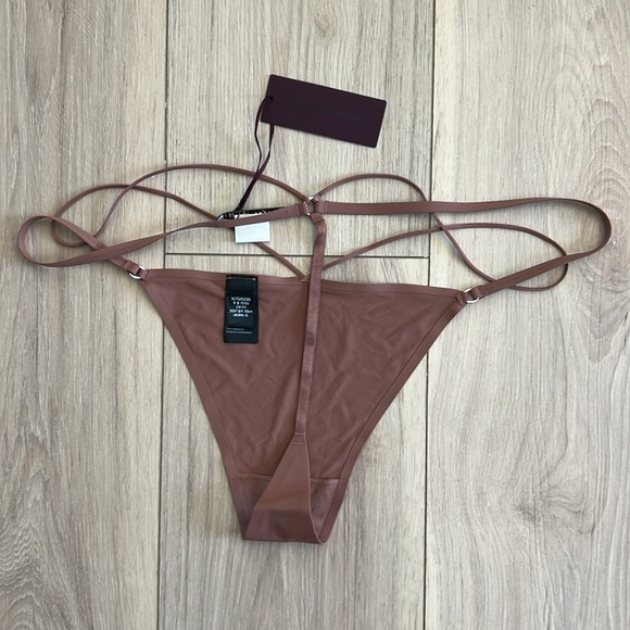 Nensi Dojaka x Calvin Klein string mid-rise Silk Thong - Picture 6 of 9